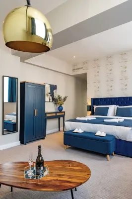 Above Hotels Các khách sạn gần Burnley Miners Social Club