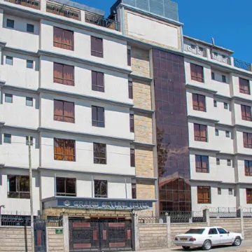 Grand Skyline Hotel