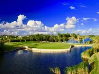 Oceanfront 2 b/r - Coral Gardens,  Grace Bay Beach!