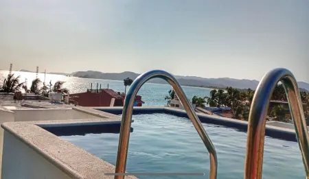 Apartment 3 Maleconcito del Sol Barra de Navidad Отели в г. Барра де Навидад