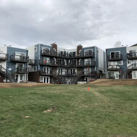 Lakeview Mountain Retreat