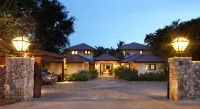 Oceanfront, On Golf Course, Next to Beach, heated pool & hot tub, fully staffed Hotels in 