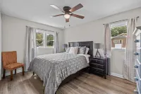 Come stay and enjoy the cozy & comfortable Frances House!