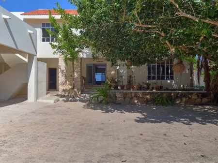 Casa del Navegante  -  Yucatan Home Rentals