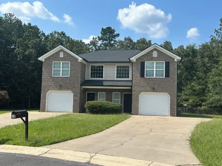 Charming 3-bedroom house in marvelous Rome near Tennis Courts Отели в г. Флойд