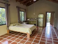 2 Br and 1 Bath House with Guesthouse - Sleeps 8.  Master Bedroom Has AC