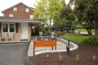 Travelers Rest Motel