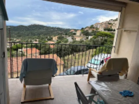 CHARMING STUDIO 30 m2 with TERRACE 15M2 IMPRENSABLE VIEW OF CALVI BAY