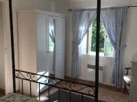 Charming 3 CH house in the countryside. Panoramic view of the Ventoux Hotels in Bedoin