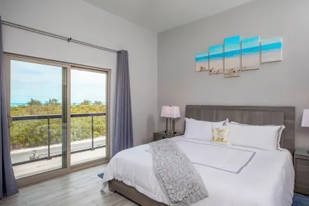 SPECIAL DISC, 3BR PRIVATE VILLA, OCEAN VIEW, GREAT AMENITIES, STEPS TO THE BEACH