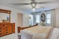 Masters Retreat! quite, great location 4BDR House Hotels near Peach Orchard RV Park & Campground