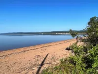 By the Beach  - Unit A Hotels in Deer Lake