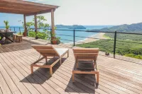 Villa with Stunning Isla Tortuga Seaview, Near Curu Park & Ferry in Blue Zone