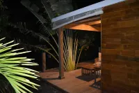 KAZATIPUNCH - CHARMING BUNGALOW IN TROPICAL GARDEN