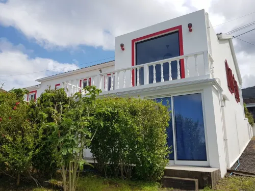 4 bedrooms & great view