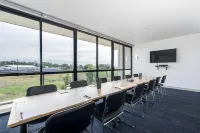 Thornton Executive Hotel Hotels in Maitland