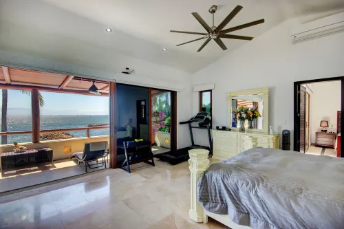 Villa Turquesa - Spacious and luxurious 7 bedroom beachfront villa