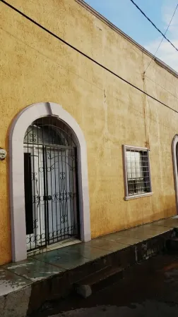 Clean, comfortable and cozy apartment.