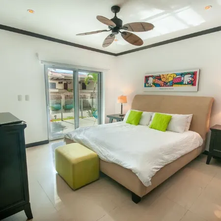Luxury on the beach - Diamanté del Sol Updated 3 Bedroom Luxe Condo