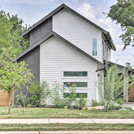 Gorgeous Georgetown Home, Walk to the Square!