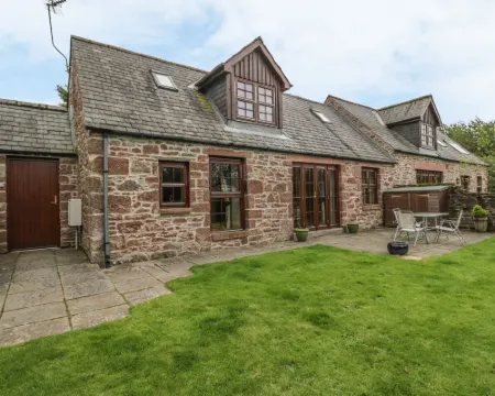 カンバ コテージ フォーファーのホテル