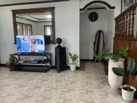 House with private pool and extensive garden