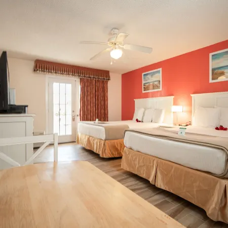 Island Sun Inn & Suites - Historic Venice & Beach Getaway