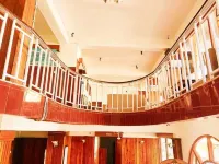 Hotel Tashi Gyal Tsen - 2-Star