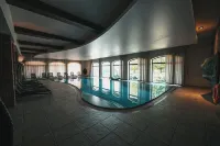 Hotel Remes - С бассейном