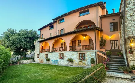 La Fattoria-Hotel Отели в г. Сполето