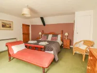 Cousham Cottage Hotels in Cawsand
