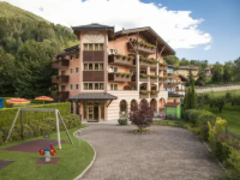 Kinderhotel Adriana Hotel a Ledro