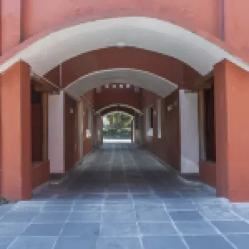 เมซอนรีอัลโรงแรมและสวีทส์