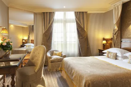 Au Manoir Saint-Germain des Prés.