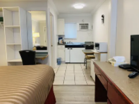 Traveler's Motel Penticton Hotels in Penticton