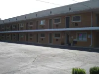 Travel Inn and Suites