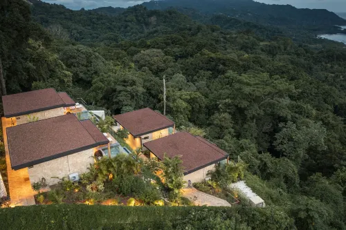 Laloon Luxury Suites - Adults Only