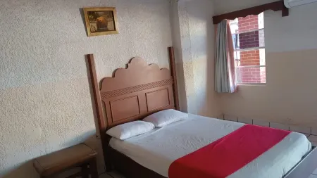 Hotel Cazadores Отели в г. Нуево Ларедо