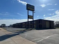 Scottish Inn & Suites - Eau Claire - Motels