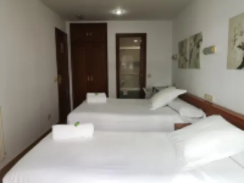 卡爾寶娜拉膳食公寓酒店