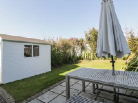 Offshore Hotels in Crantock