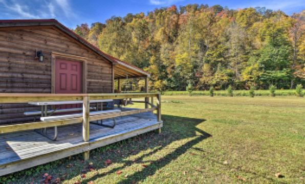 Parsons Cabin w/ Fire Pit & River Access!