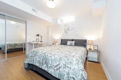 2B Basement | 20% OFF | 0 Cleaning Fee | Mins to Lake | Free Parking