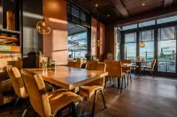 Hotel Zeezicht Hotels in Lies