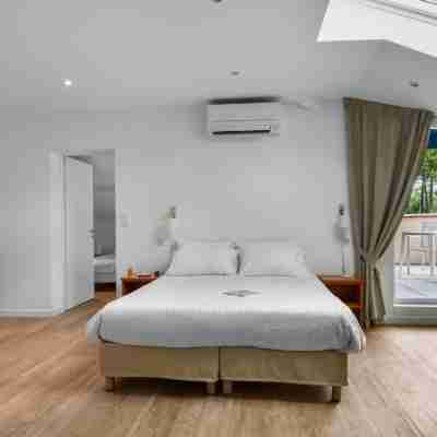 Logis Hôtel Lacotel Rooms