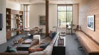 225 LakeLodge