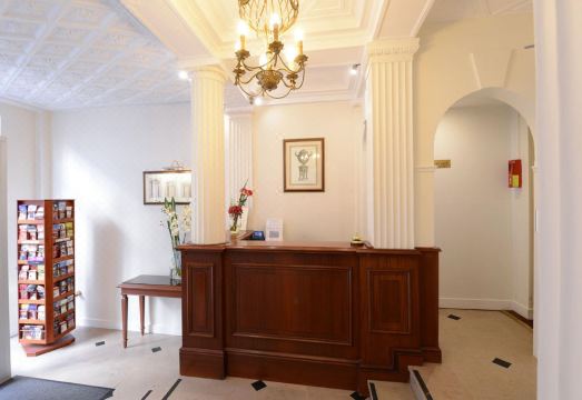 1. 호텔 앙페리알 ..