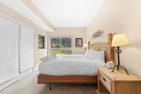 Greens at Copper 214 by Summit County Mountain Retreats Hotels in Copper Mountain