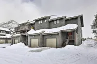 Frisco Home w/ Mountain Views: Walk to Main St! - 3-Star