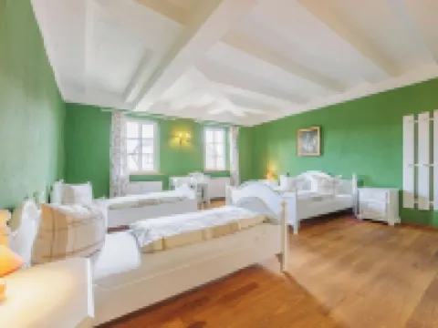 Burg Großbodungen - Ferien im Schloß - Familien & Gruppen Mitten in Deutschland Hotels in Eichsfeld